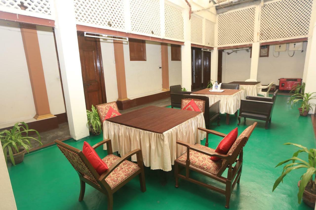 Ymca Seacom Inn Kolkata Exterior photo